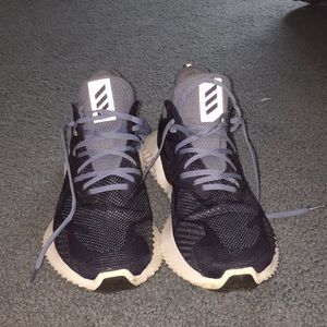 Adidas men’s Alphaboumce beyond running shoe